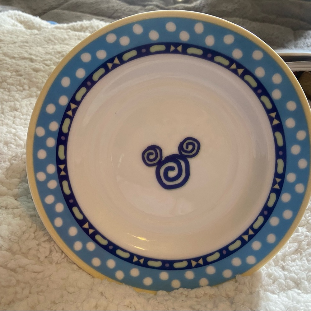 Disney Blue and White Ceramic plate - Picture 2 of 7